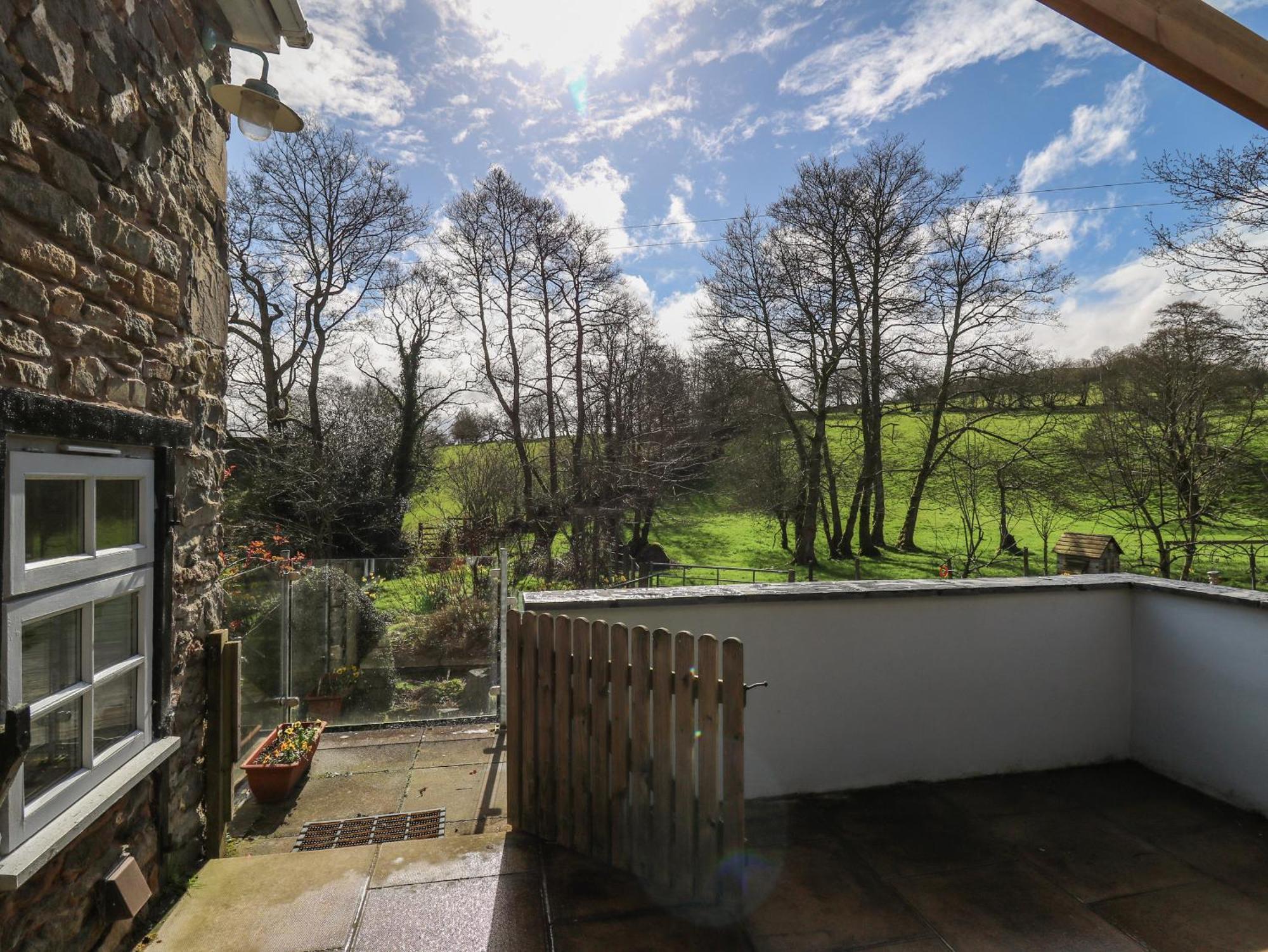 The Barn At Glanoer Villa Bettws Disserth Exterior photo