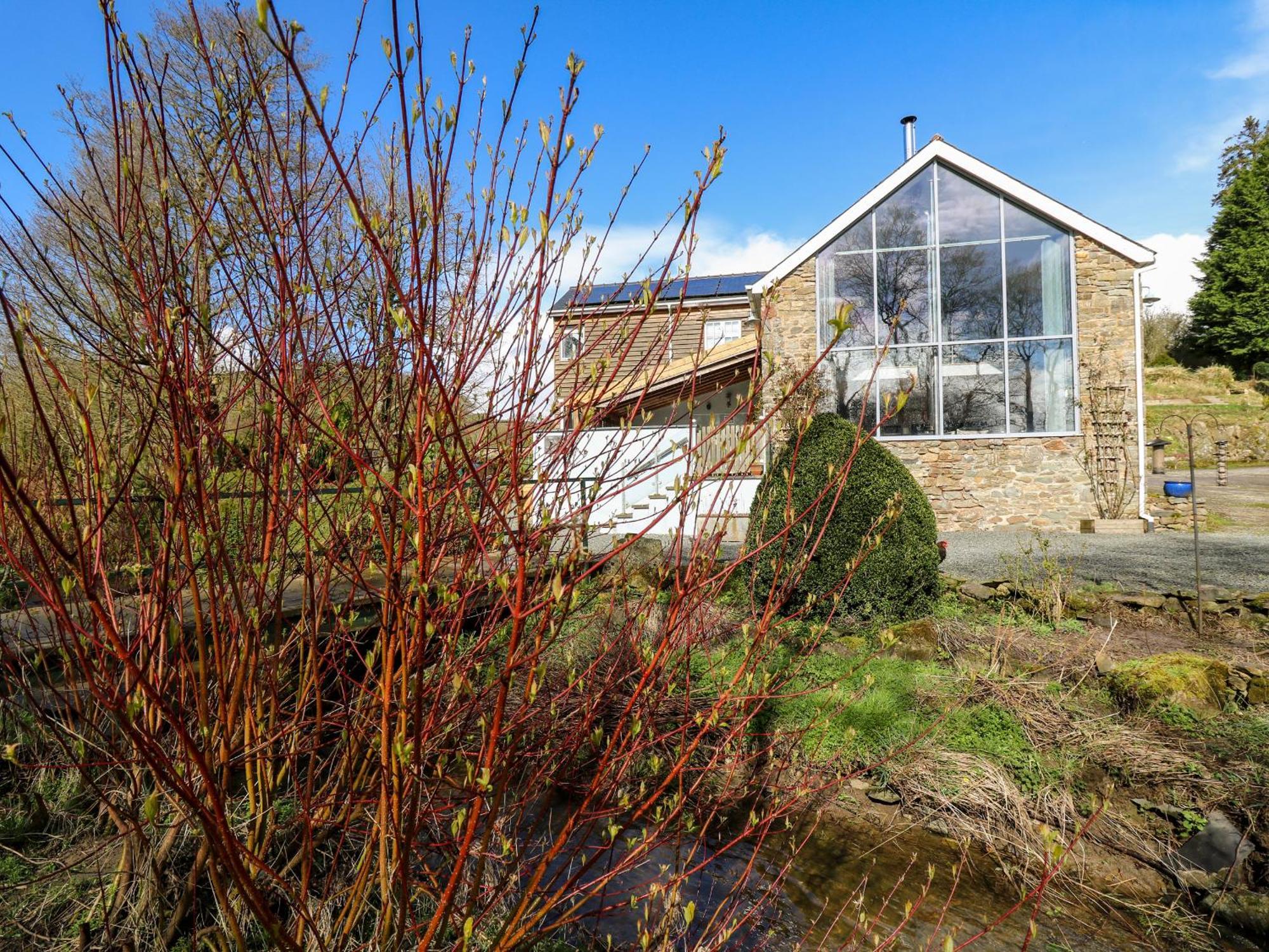 The Barn At Glanoer Villa Bettws Disserth Exterior photo